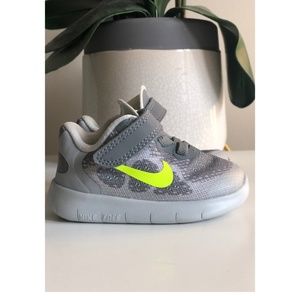 Infant Grey & Neon Green Nike